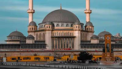 Turkey Celebration & Anniversary Getaways - Sunset Bosphorus Cruise