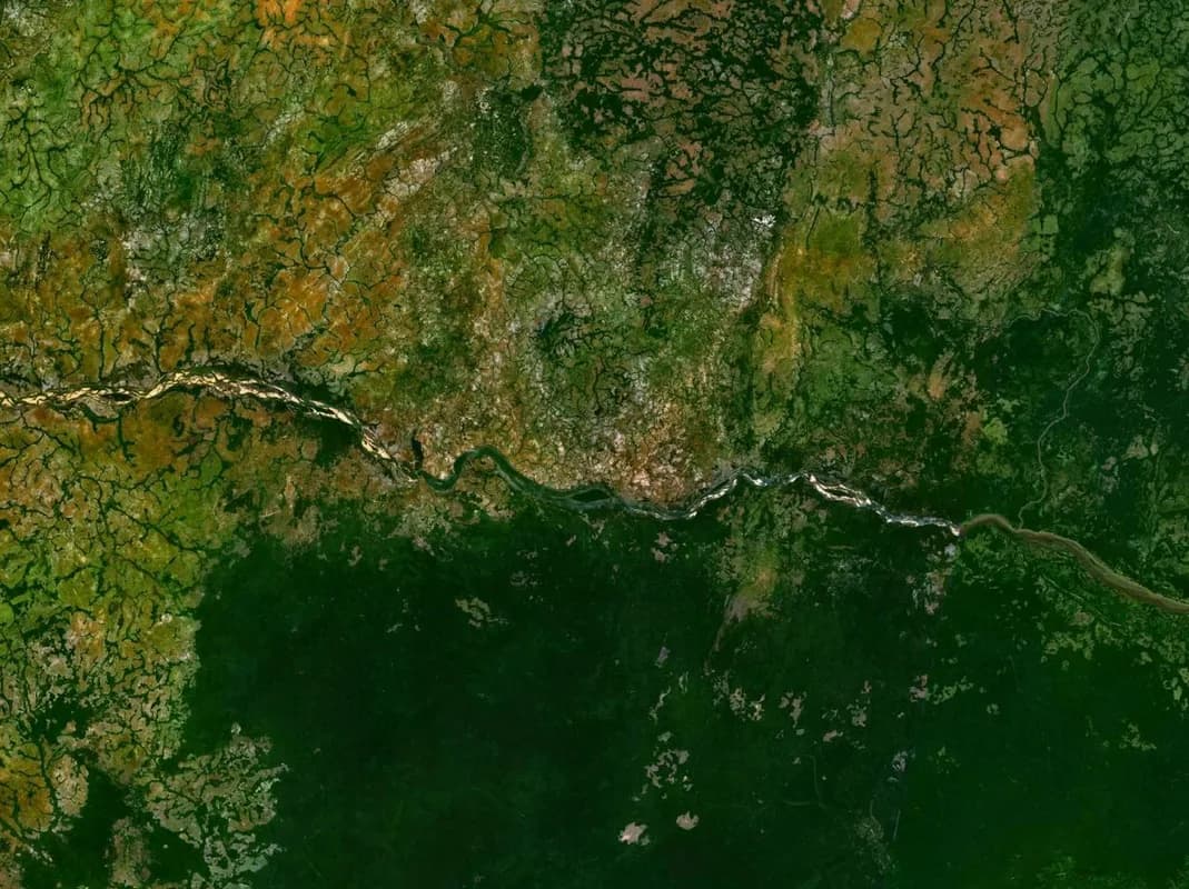 Ubangi riverside communities — Ubangi River community visits